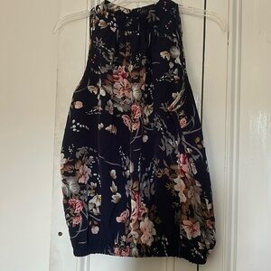 Floral summer tank top last size medium